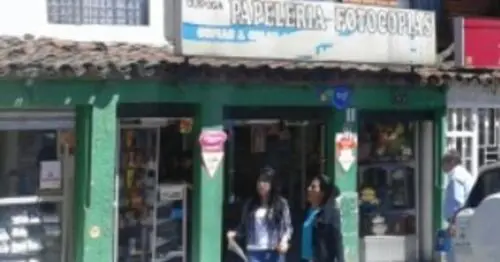 PAPELERIA Y FOTOCOPIAS QUIROGA PAPELERIA Y FOTOCOPIAS QUIROGA